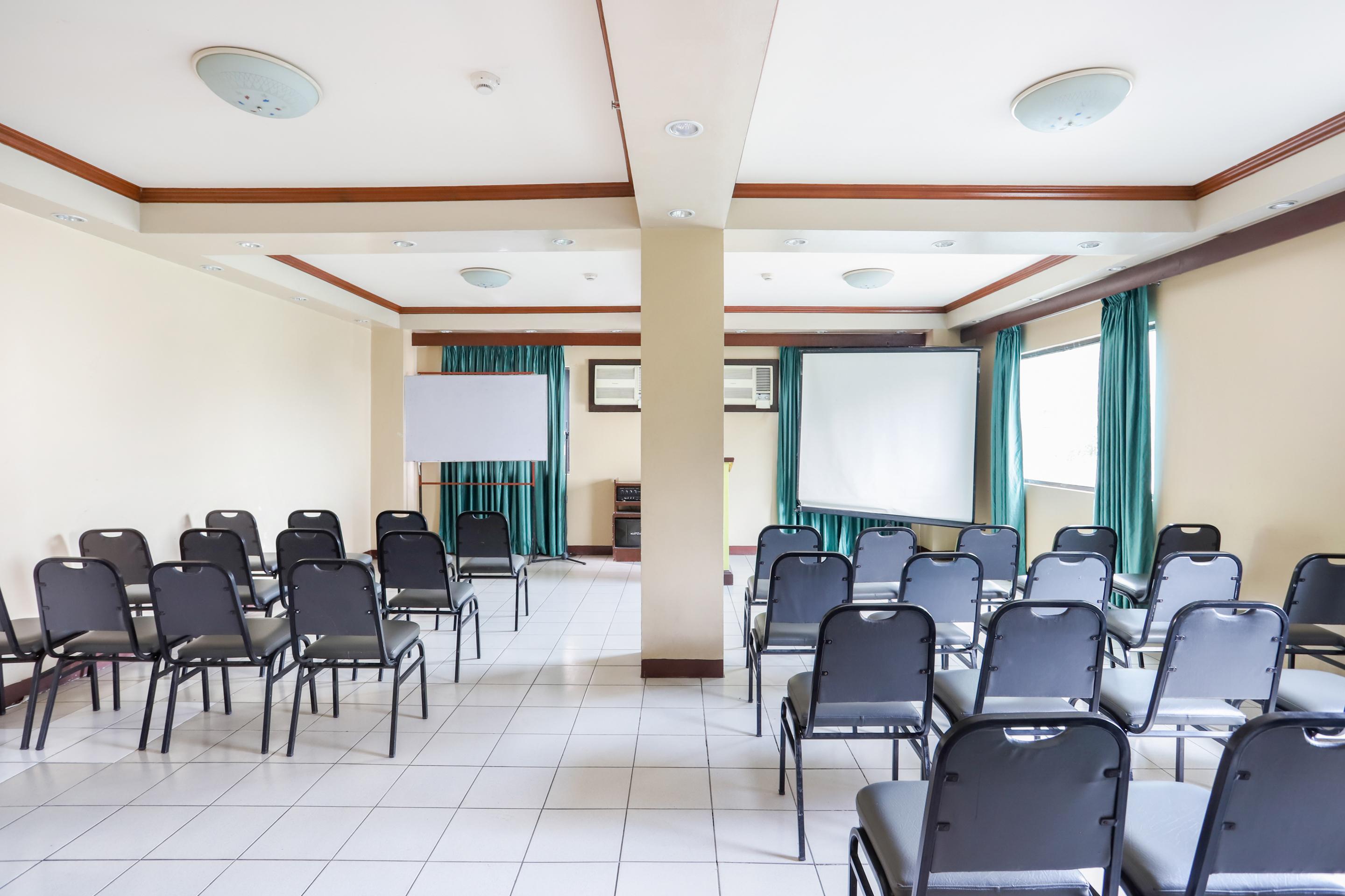 Oyo 210 Apple Tree 3* Cebu