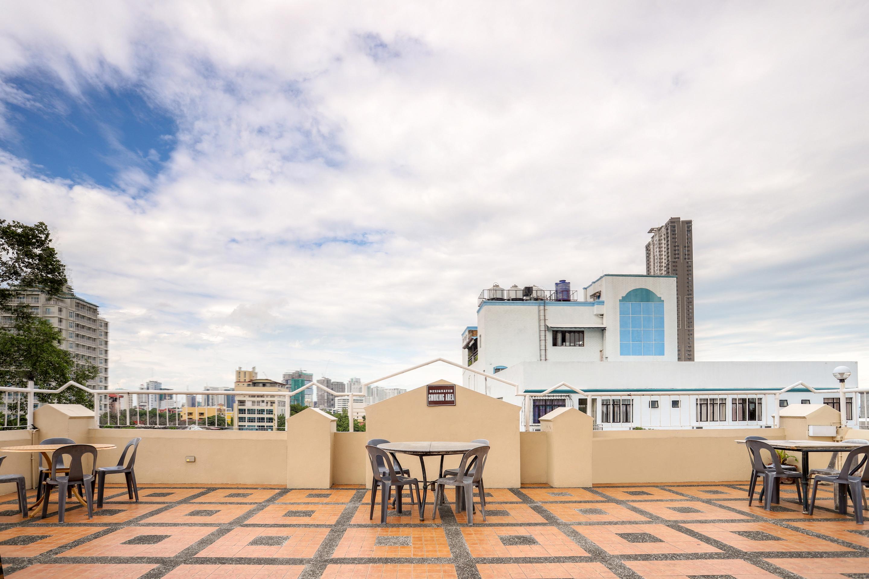 Oyo 210 Apple Tree Hotel Cebu
