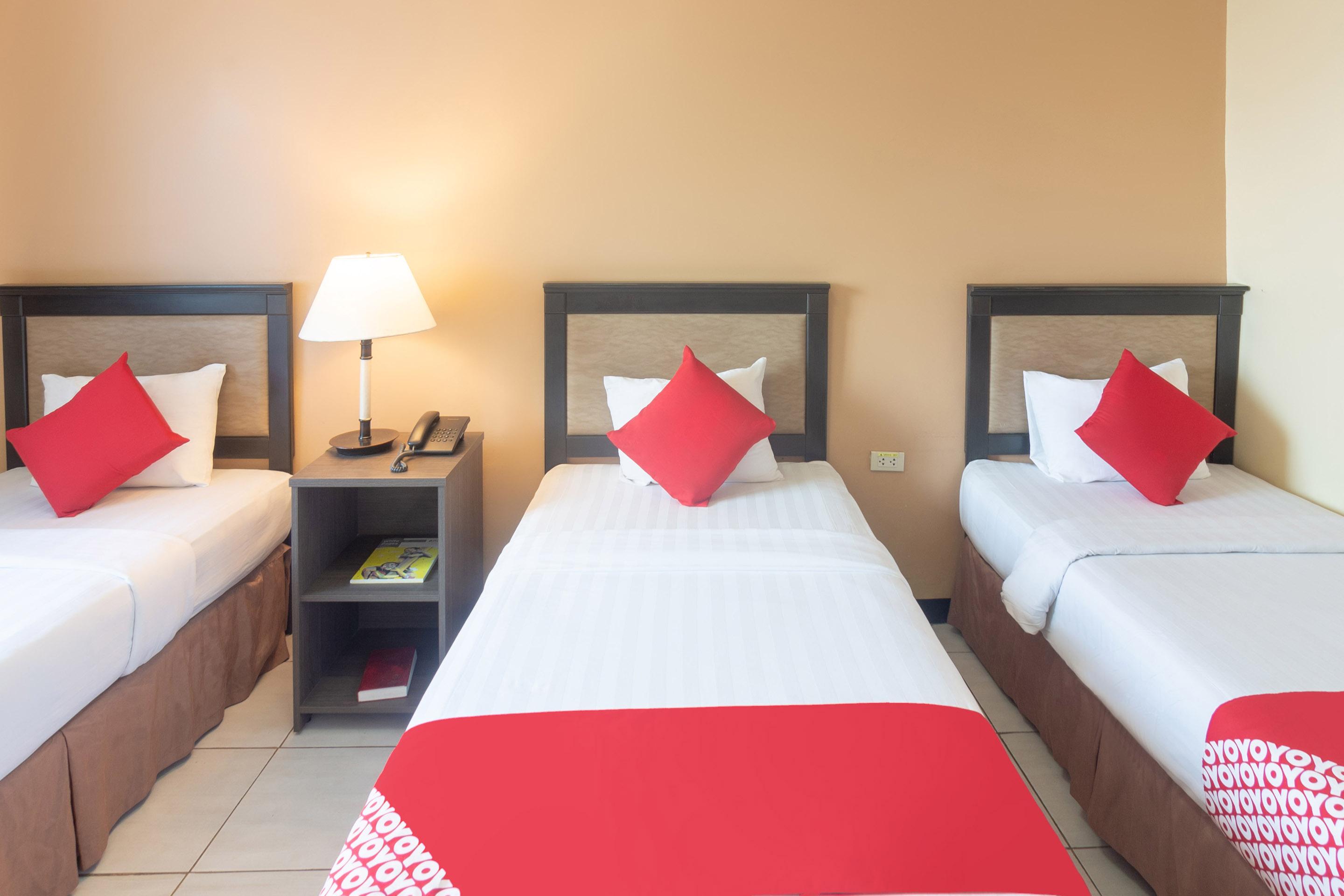 Oyo 187 The Maxwell Hotel Cebu
