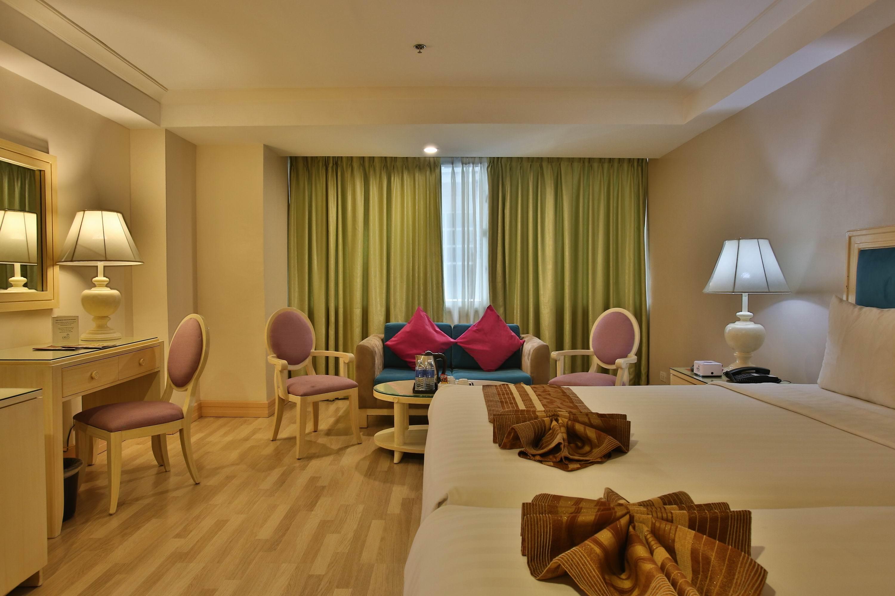 Crown Regency & Towers Hotel