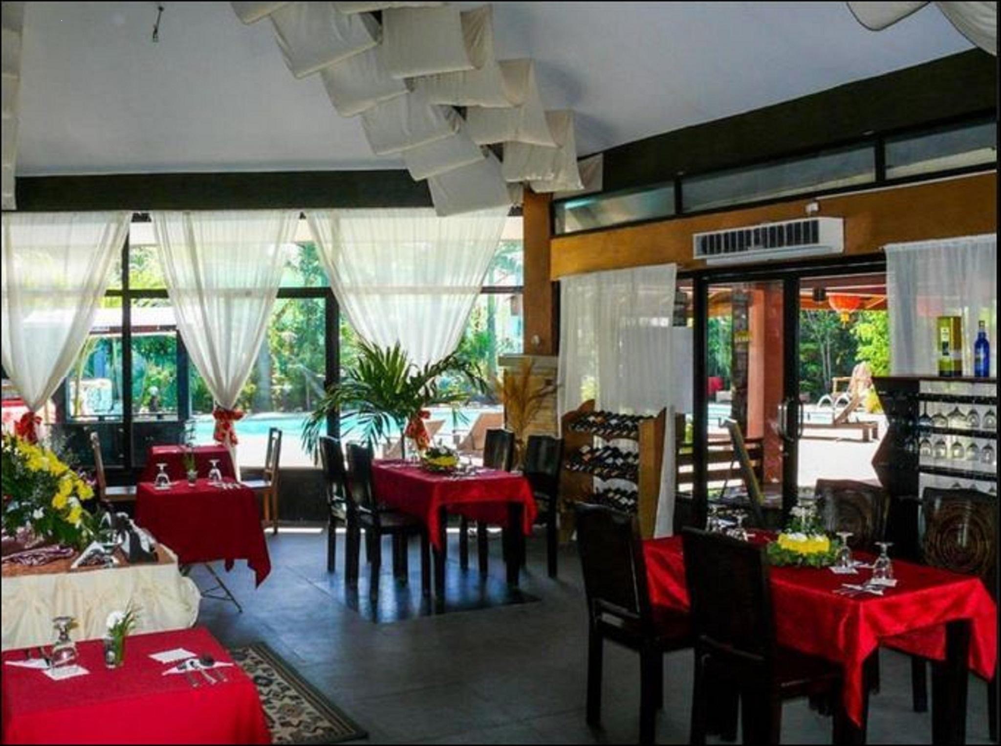Alta Cebu Resort 3*