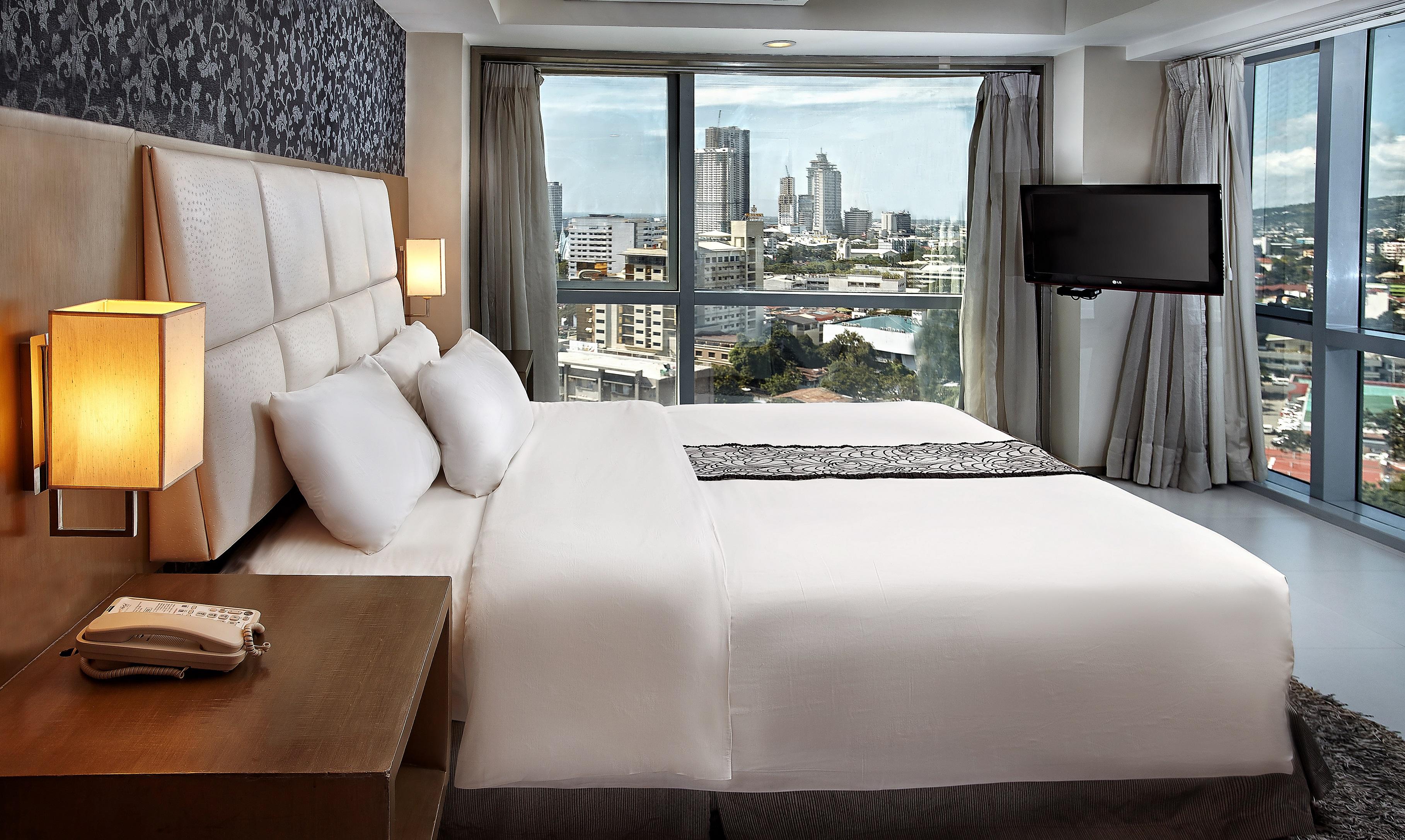 Quest & Conference Center Hotel 3*