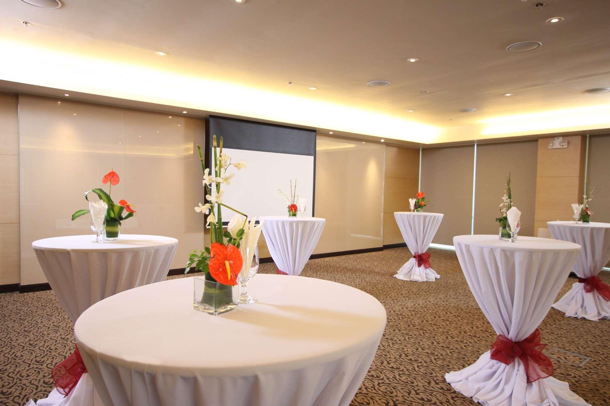 Quest & Conference Center 3*