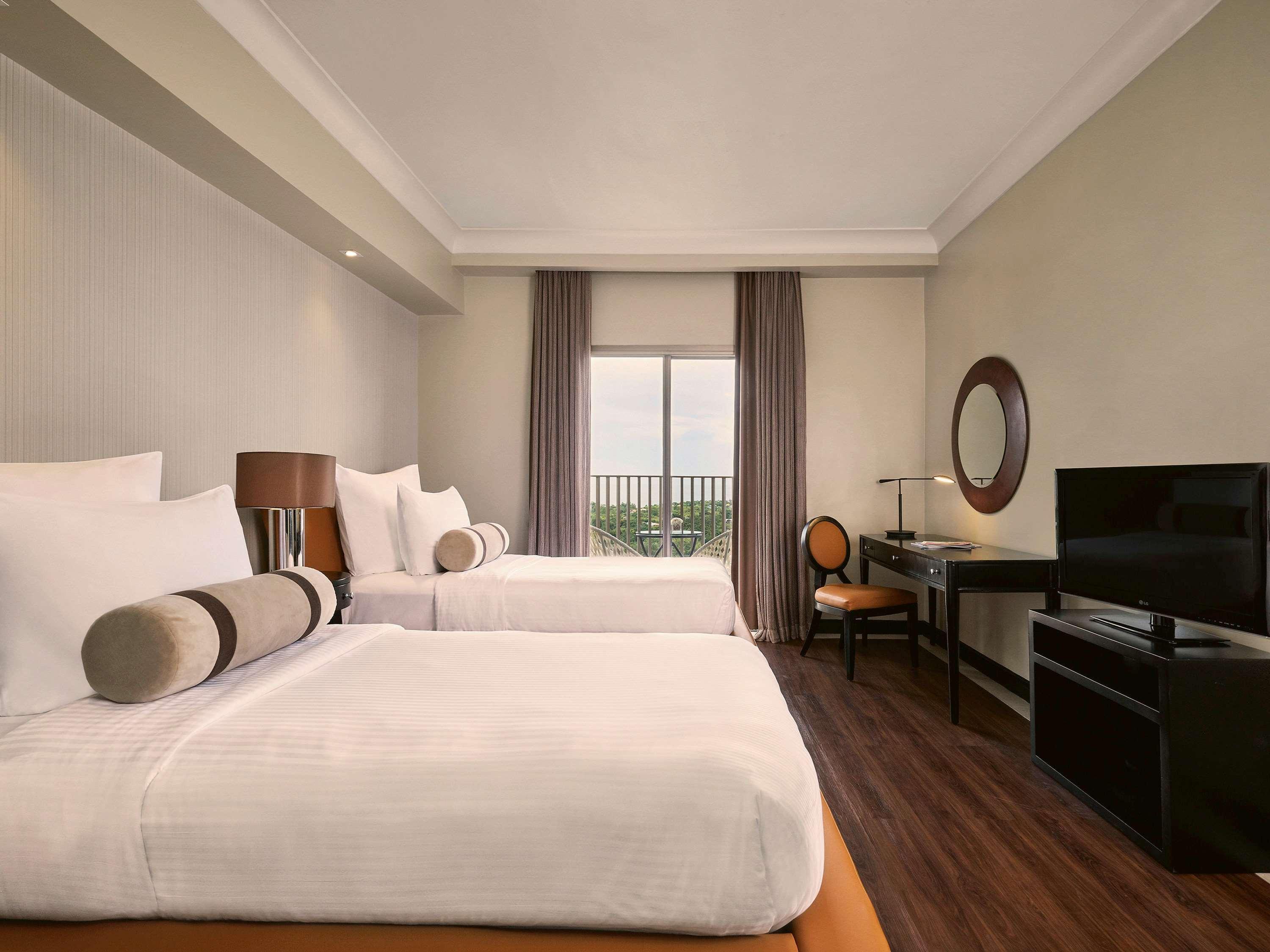 Moevenpick Mactan Island Cebu 5*