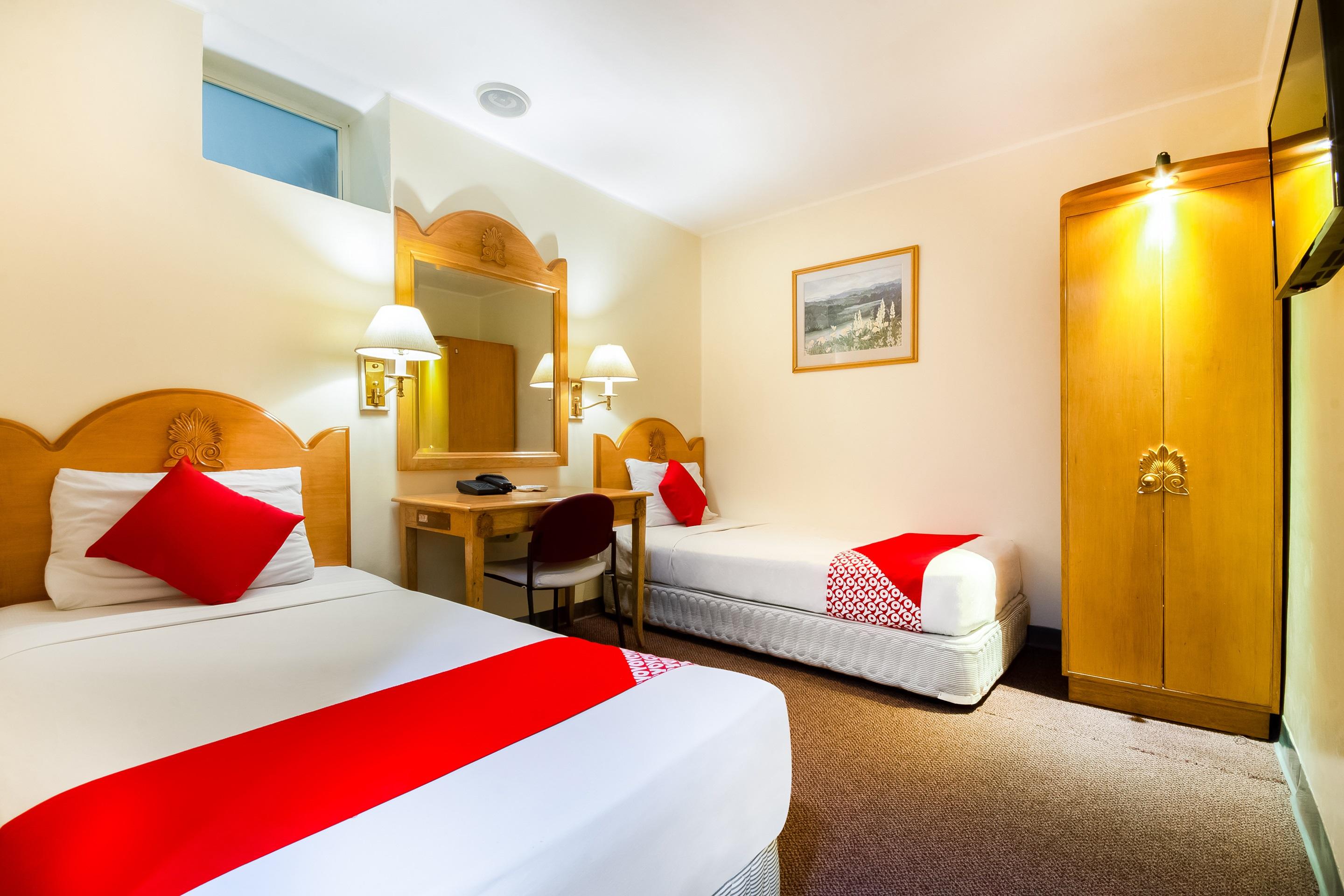 Palladium Hotel 3*