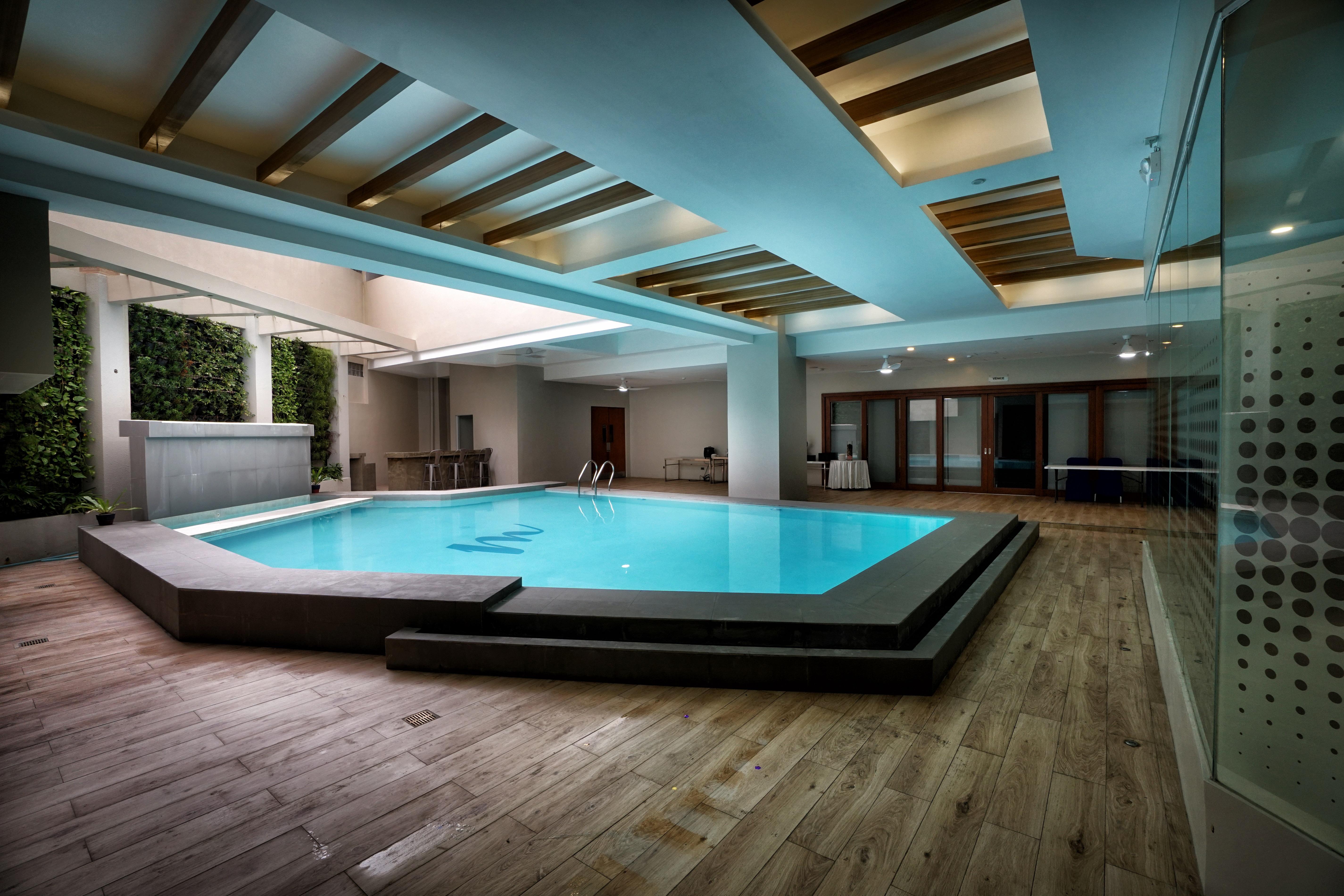 Mezzo 4* Cebu