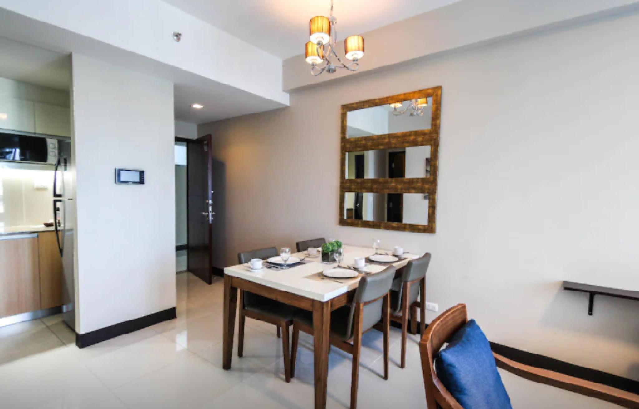 Apartment 8 Newtown Boulevard *