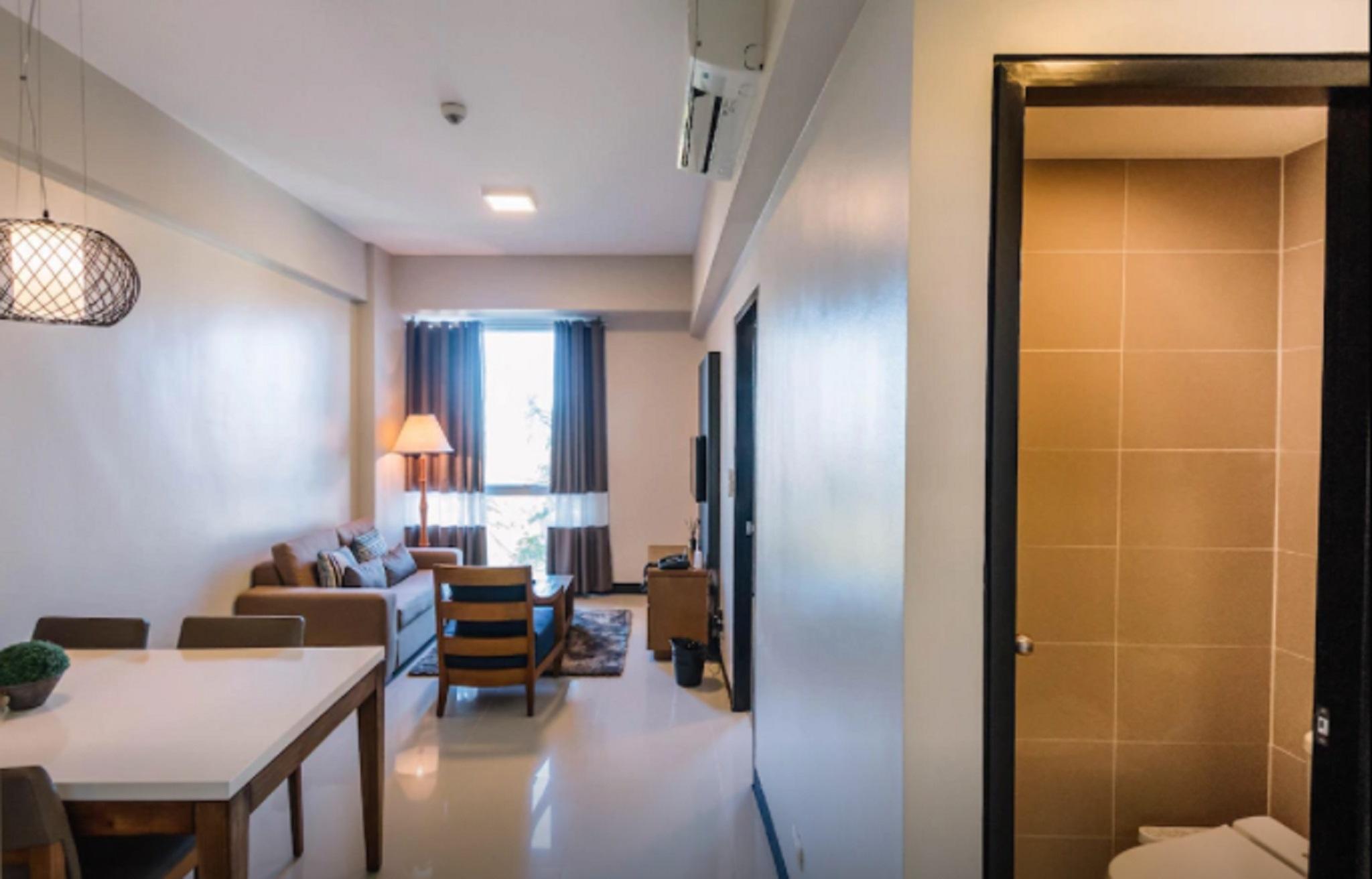 8 Newtown Boulevard * Lapu-Lapu City