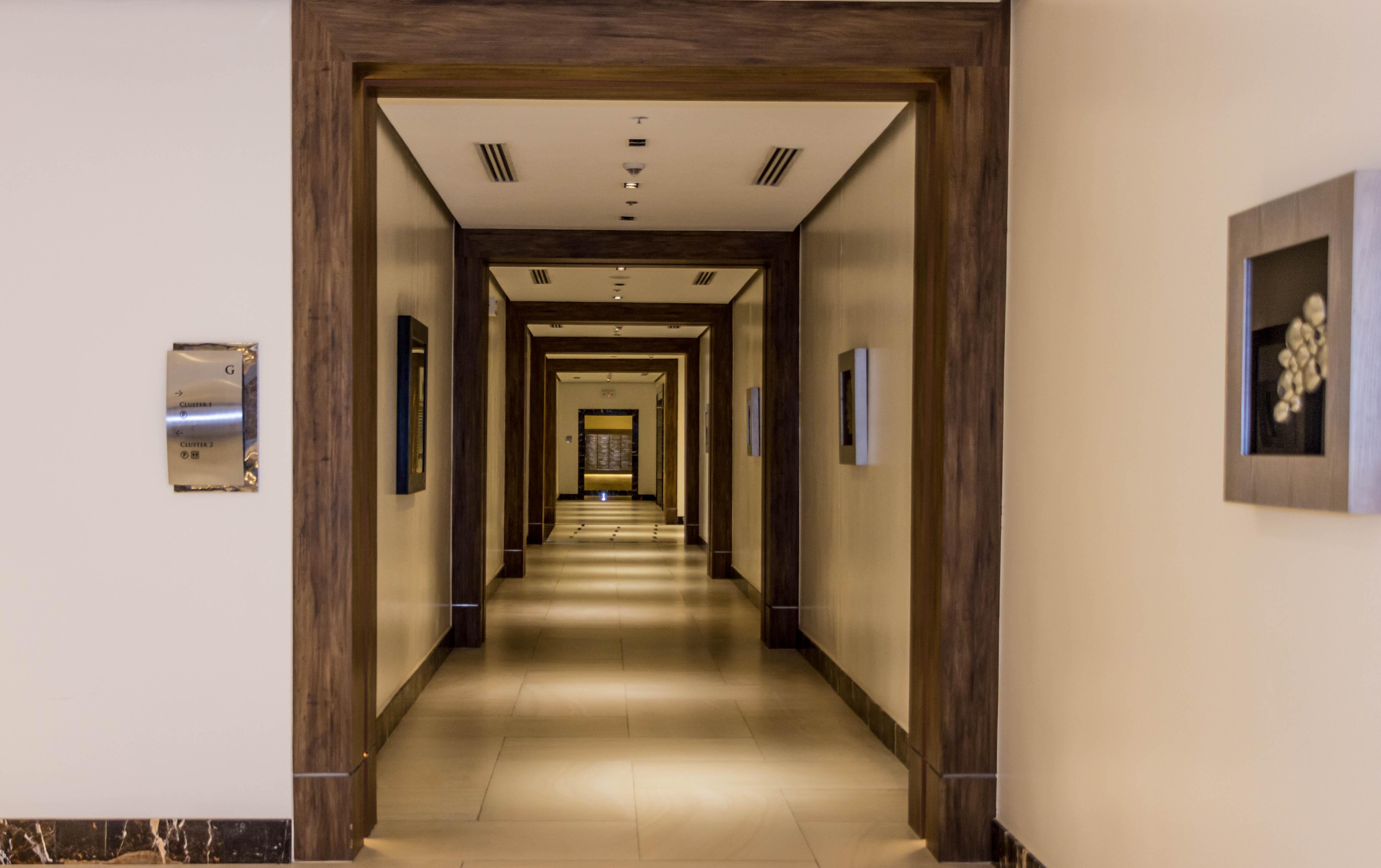 8 Newtown Boulevard Apartment *
