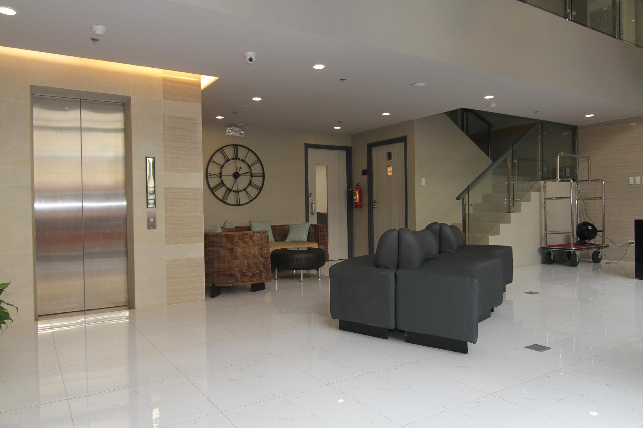 Cebu Hotel Plus Hotel 3*