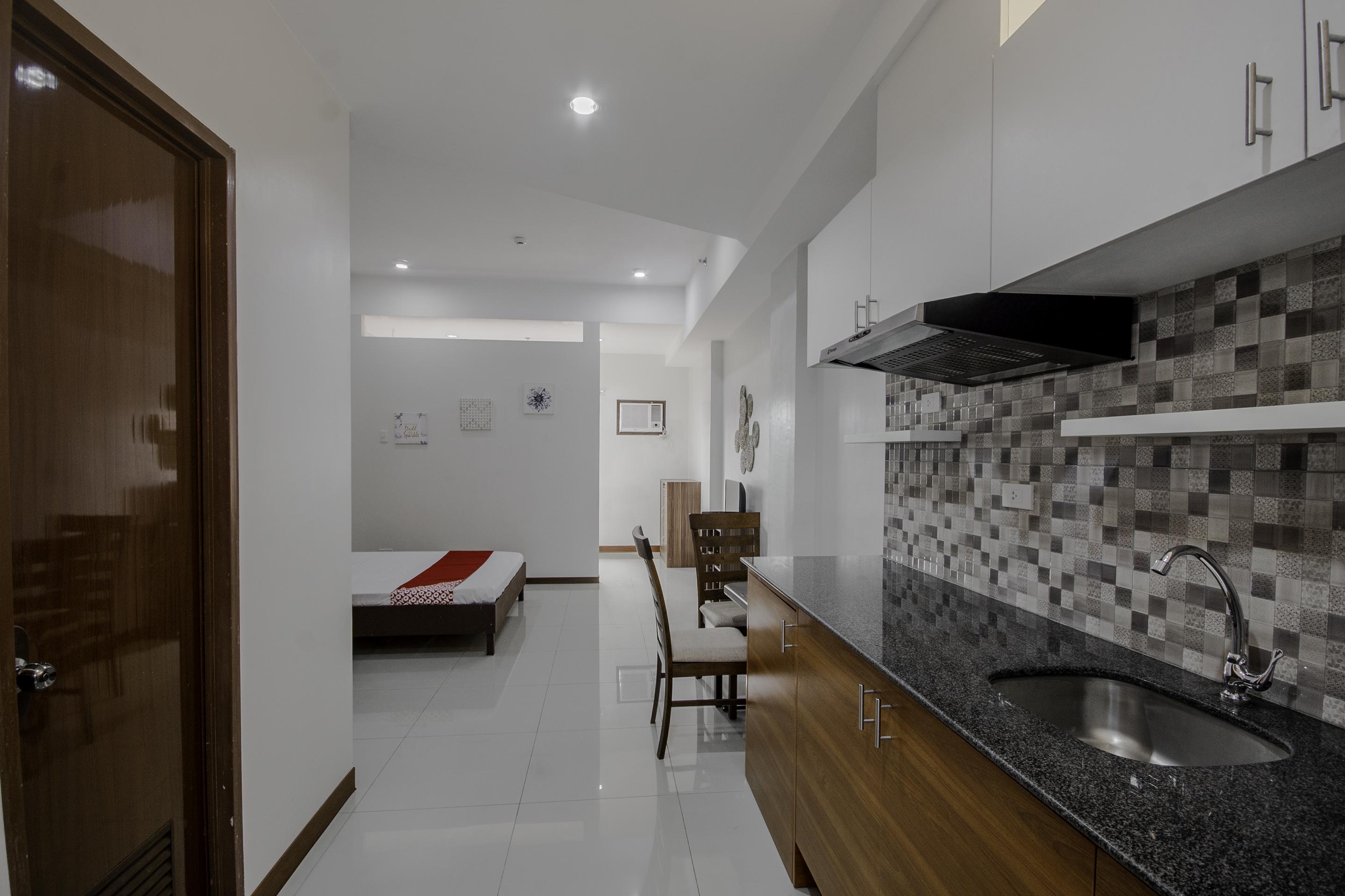 Hotel Cornerstone Manor 3*