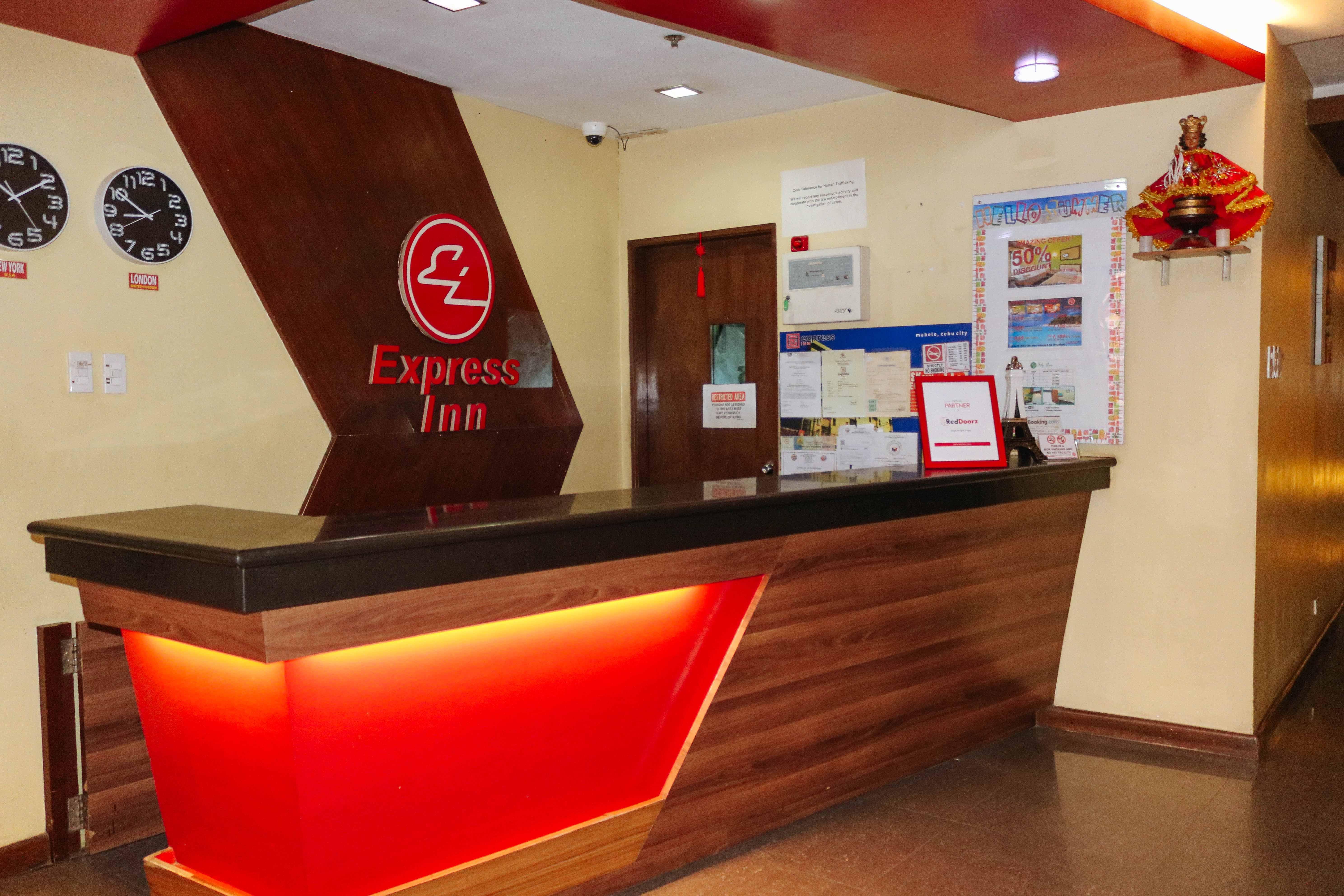 Reddoorz @ Mj Cuenco Avenue