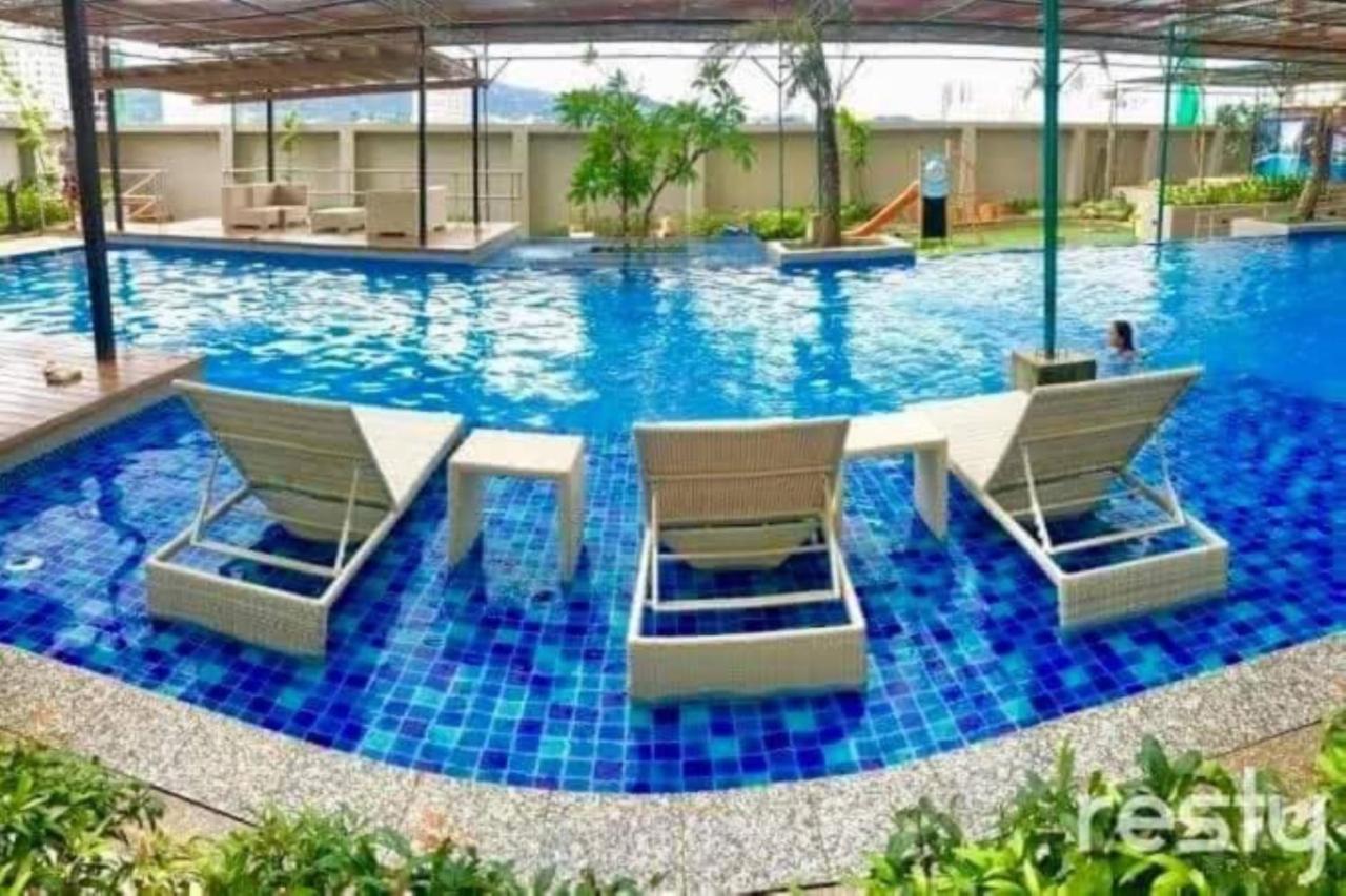 Apartment Horizon 101 A2 Shortwalk Robinson Mall Mango Square Bar *