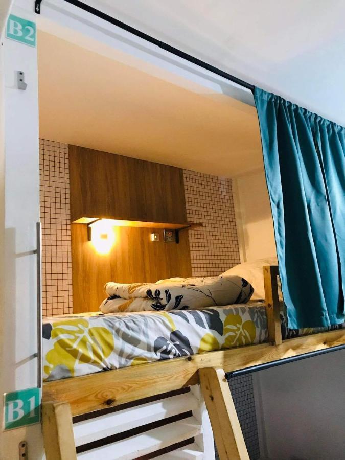 Hostel Che & Female Colon, *