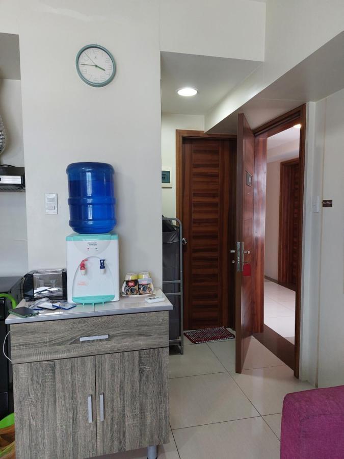 Jojies Crib Horizons101 One Bedroom Bed & Breakfast
