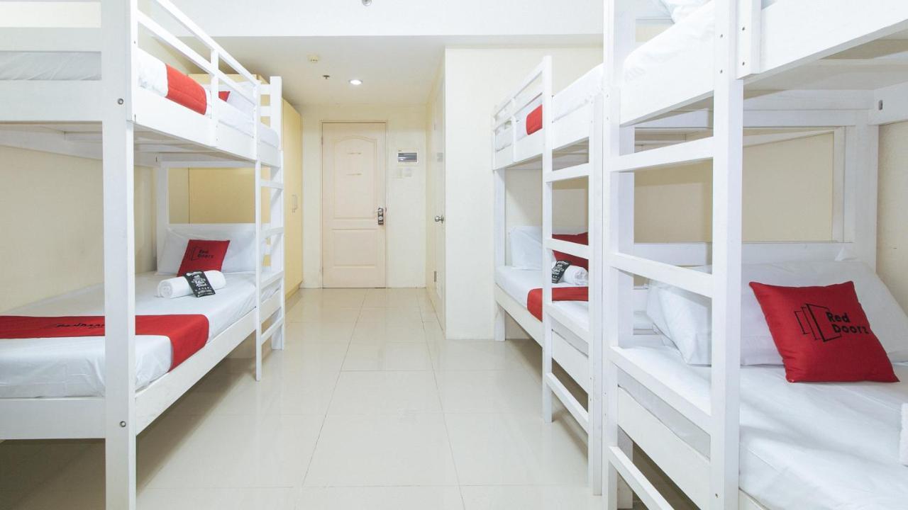 Reddoorz @ Insular Square Hotel Mandaue City