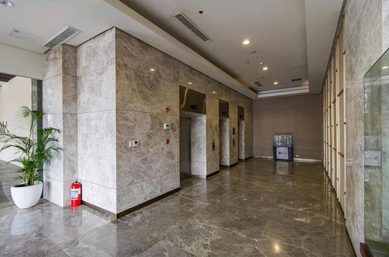 Midtown Aparthotel