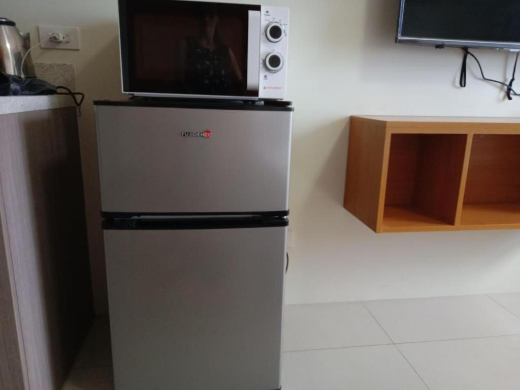 Apartment Horizon 101 A2 Shortwalk Robinson Mall Mango Square Bar *