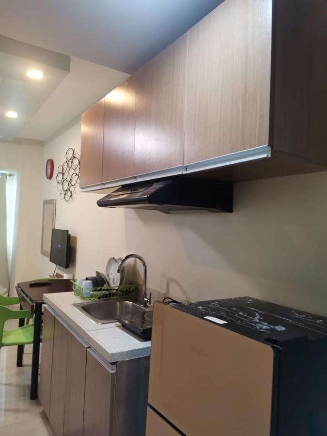 Horizon 101 A2 Shortwalk Robinson Mall Mango Square Bar Apartment