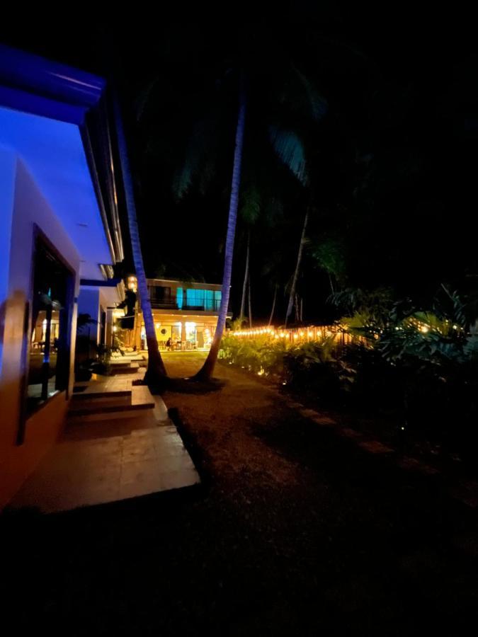 Southseas And Dive Center *