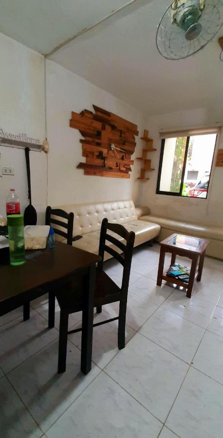 Entire 2 Story-house In Navona Subdivision In Lapu-lapu Mactan Cebu Apartment *