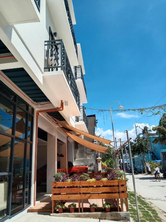 Ahava Boutique