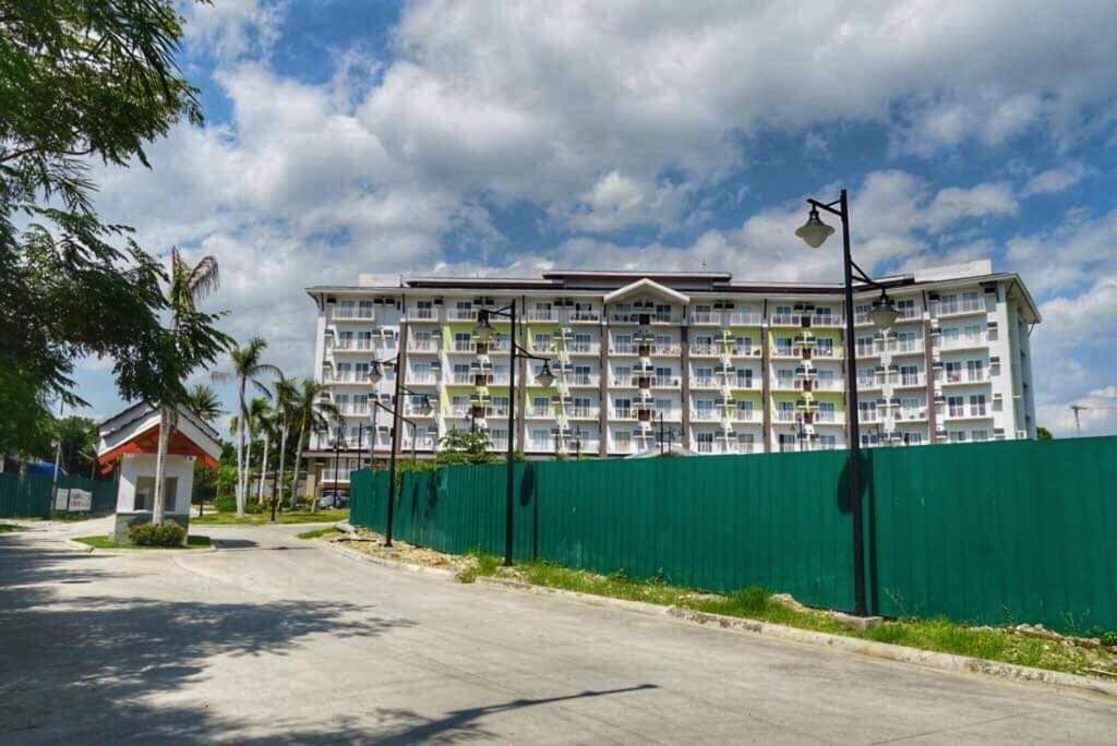 1 Bedroom With Balcony Near Airport Lapu-Lapu City