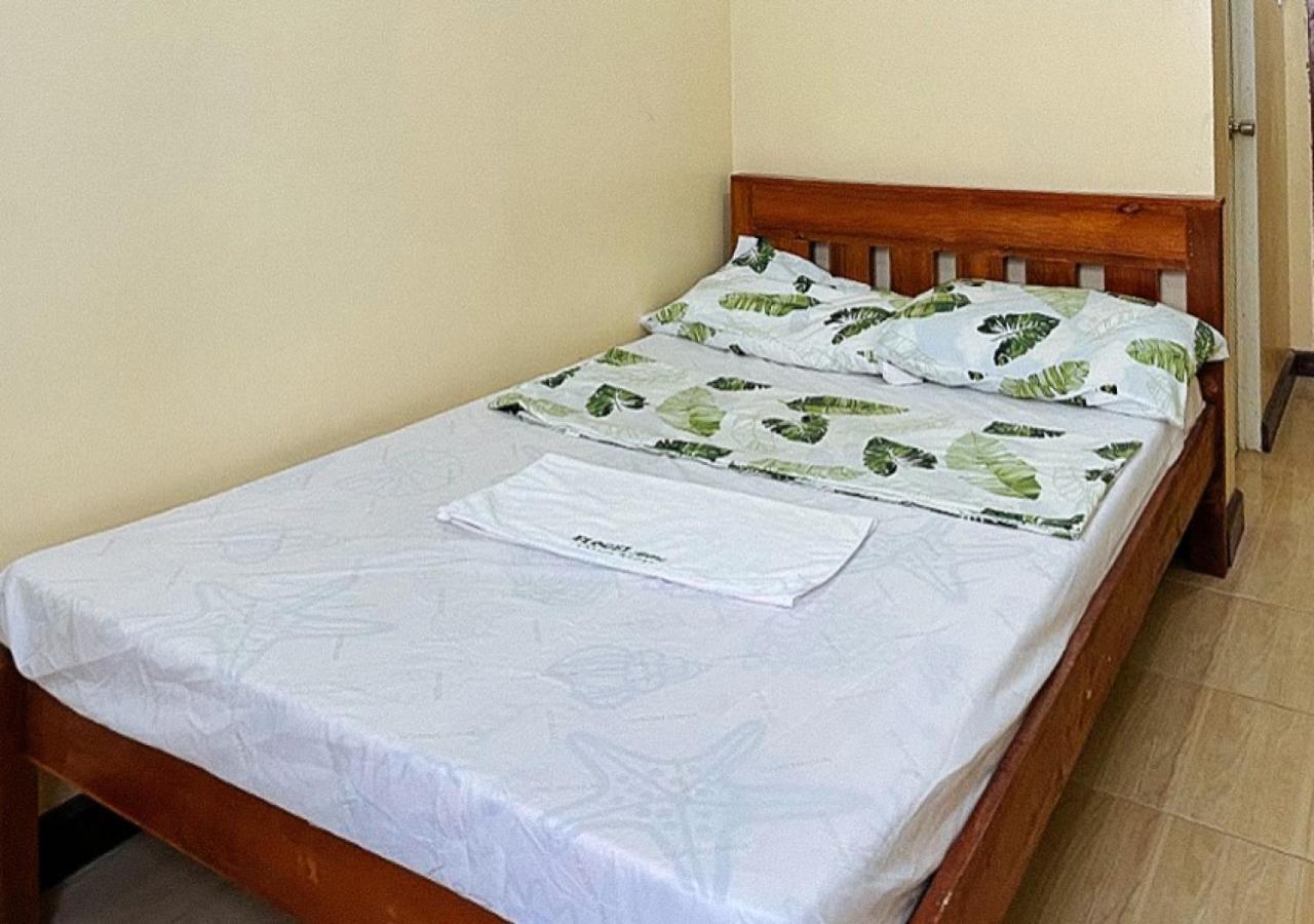 Hotel Flogel House *