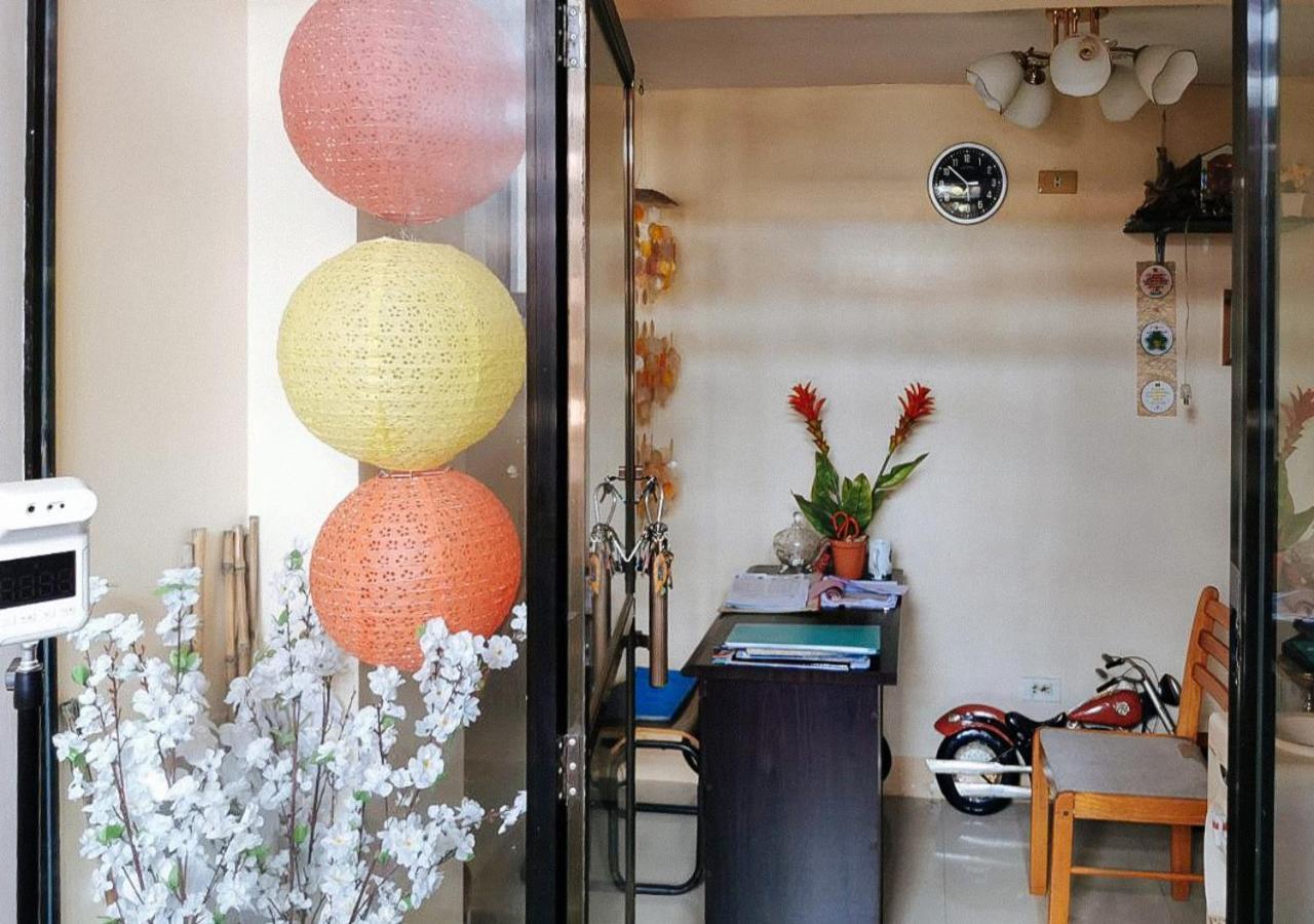 Reddoorz Segra Square House Hotel