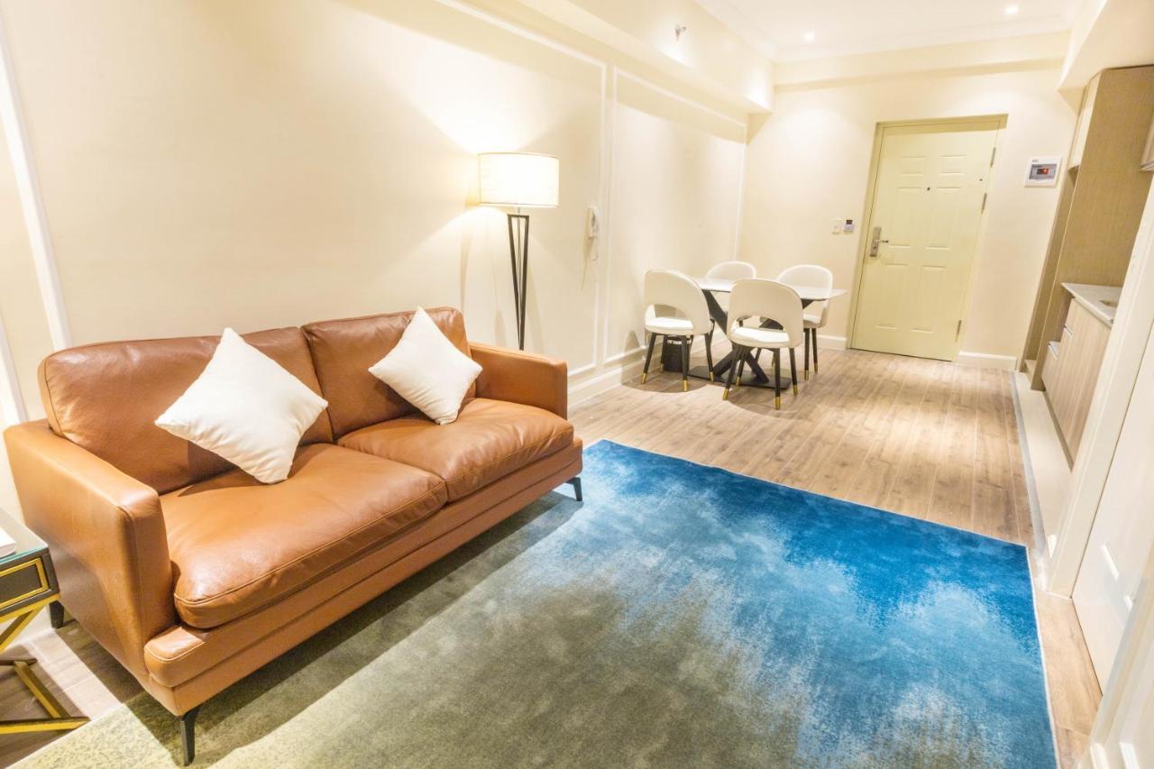 Noble Hotel