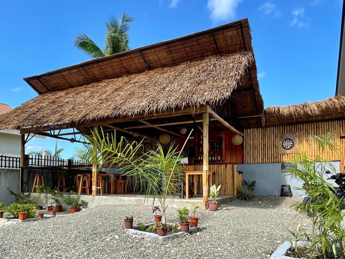 Momo Hostel