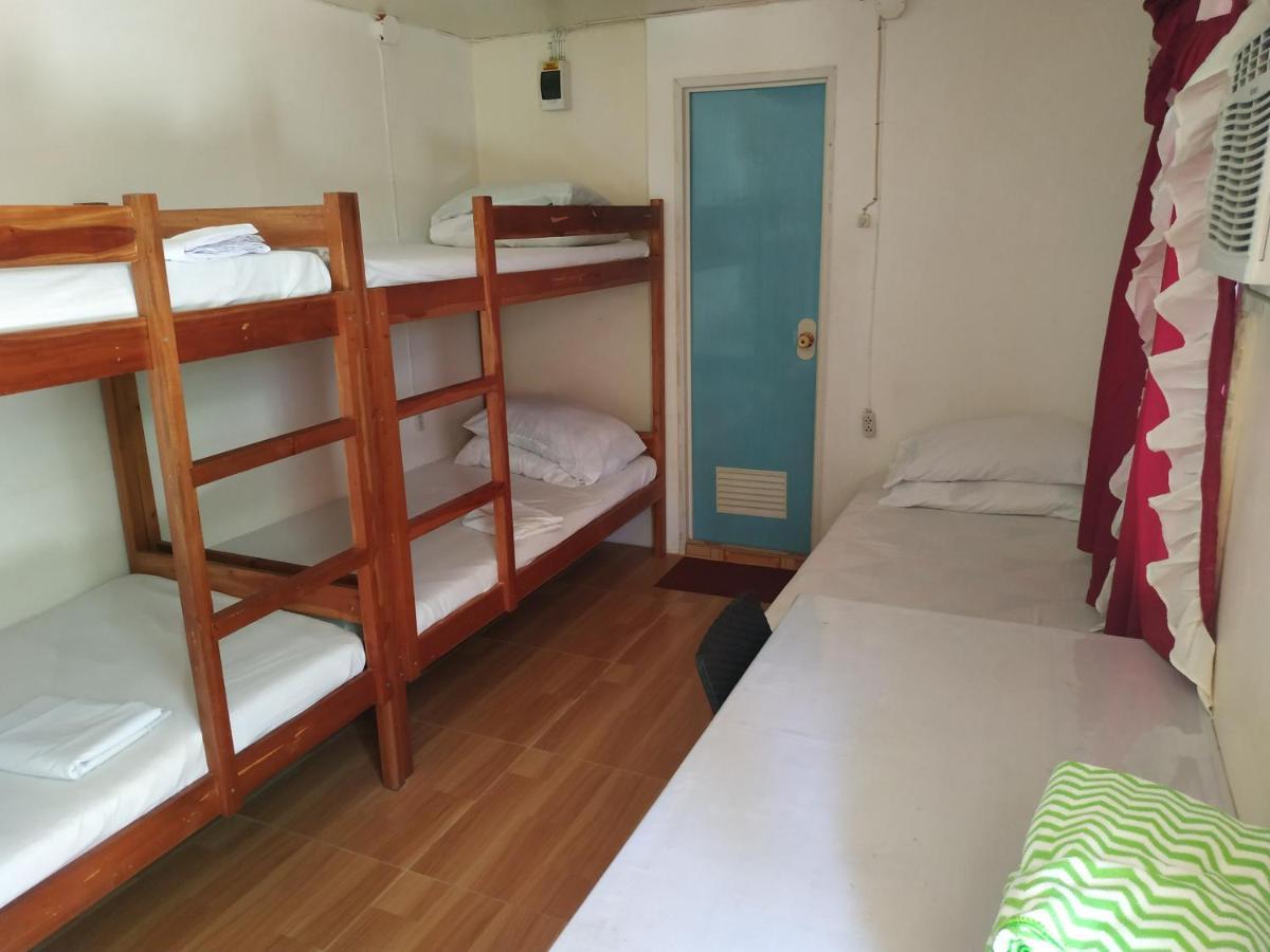 Guest house Emoks Moalboal