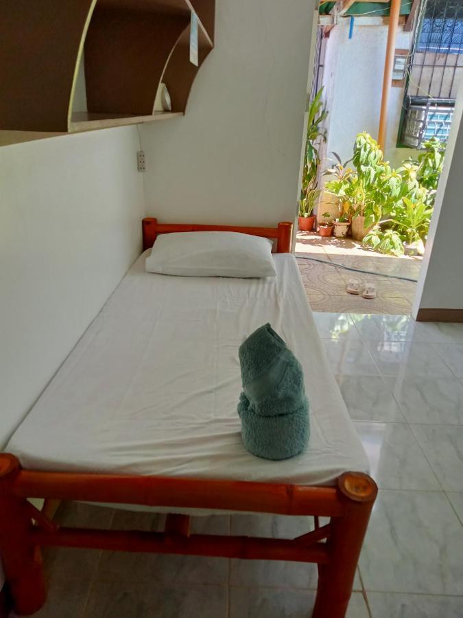 Okoy Apartment *