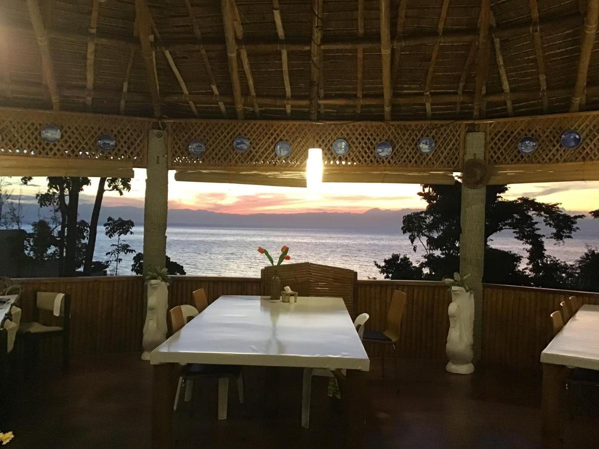 Cuestas And Restaurant Resort