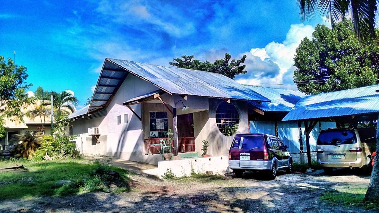 House Of Tamse Laagans ' Hostel Badian