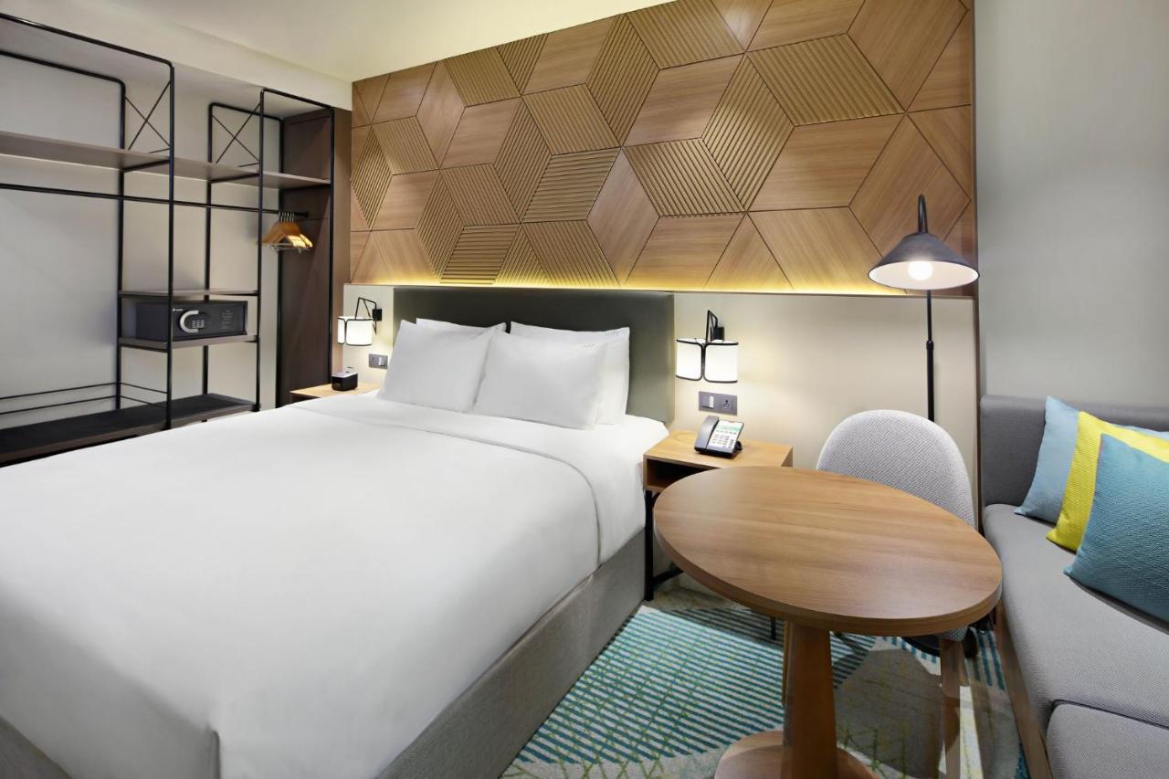 Hotel By Ihg 4*