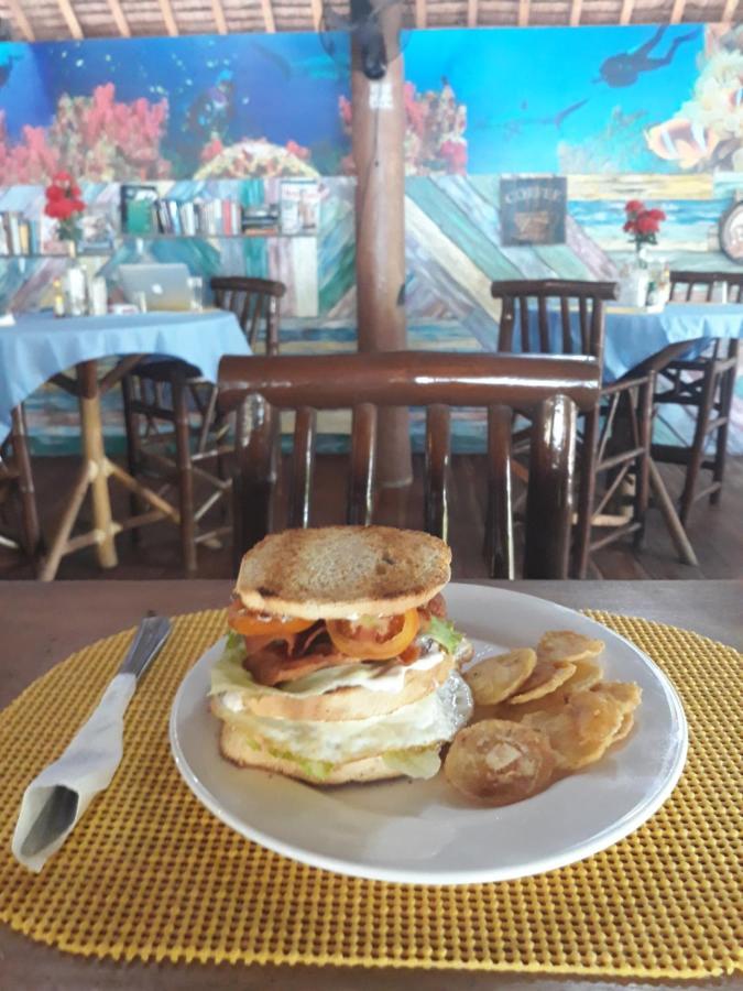 Resort The Shark's Tail Dive Logon