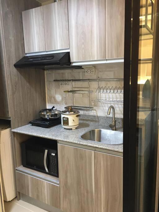Apartment Near Ayala W Wifi Balcony *