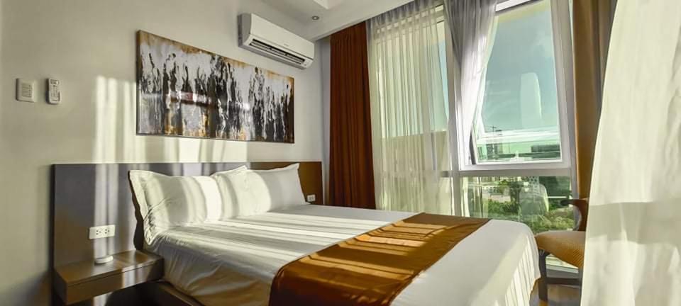 2-3bedroom Unit At The Padgett Place Apartment Tabok