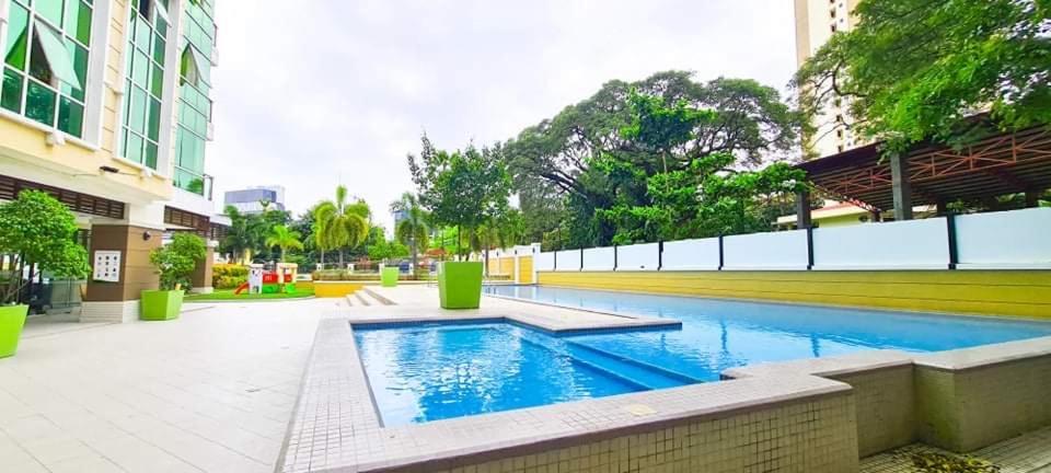 2-3bedroom Unit At The Padgett Place Apartment