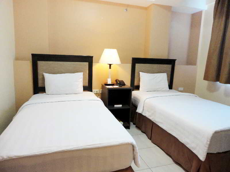 Oyo 187 The Maxwell 3* Cebu