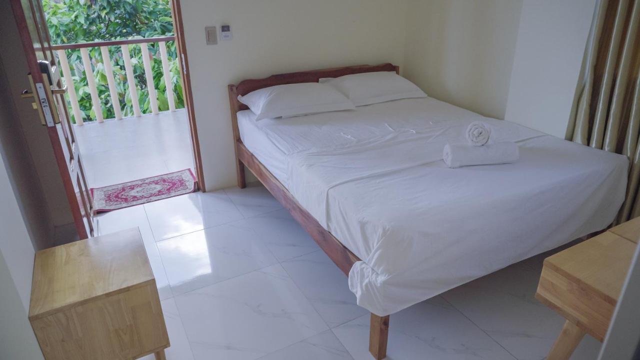 Speed 8 Hotel