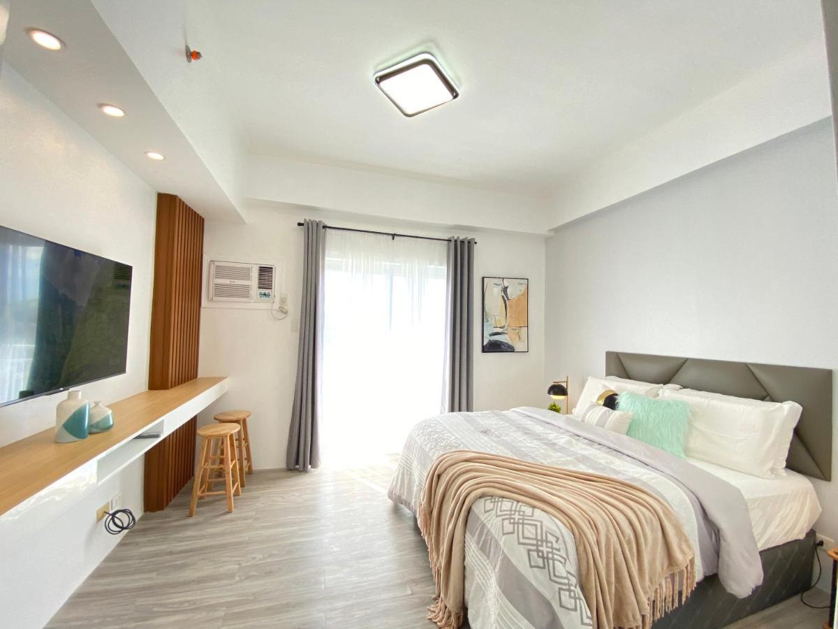 Amani Grand #332, Near Mactan Airport,fast Wifi, Netflix & Pool * Lapu-Lapu City