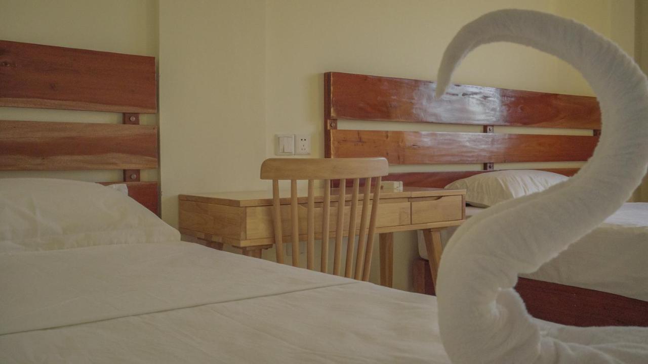 Hotel Speed 8 Moalboal