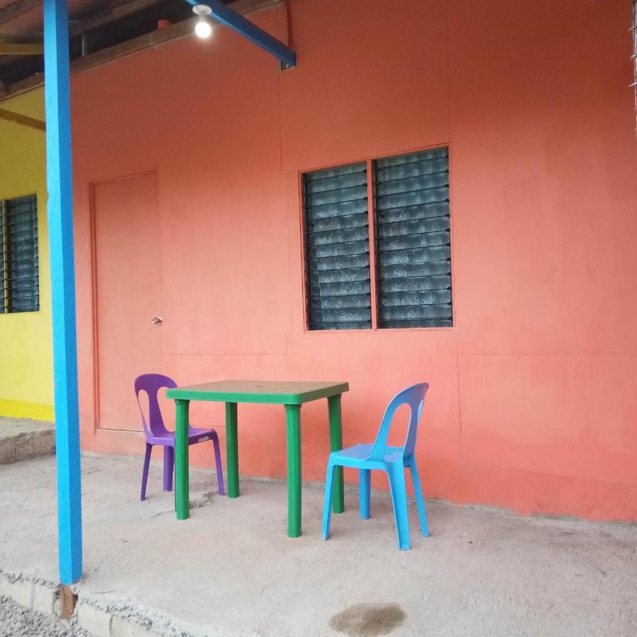 Resort Scott Camotes House San Francisco (Cebu)