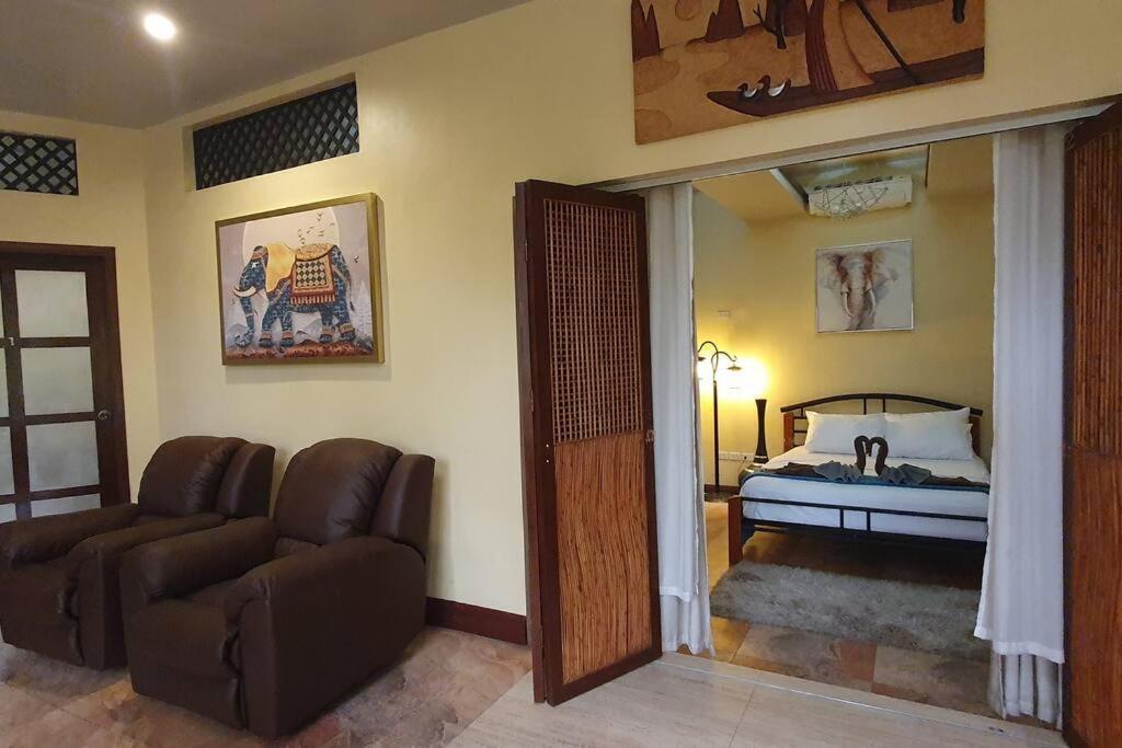 Dokkebi Pool House 도깨비풀빌라 Villa