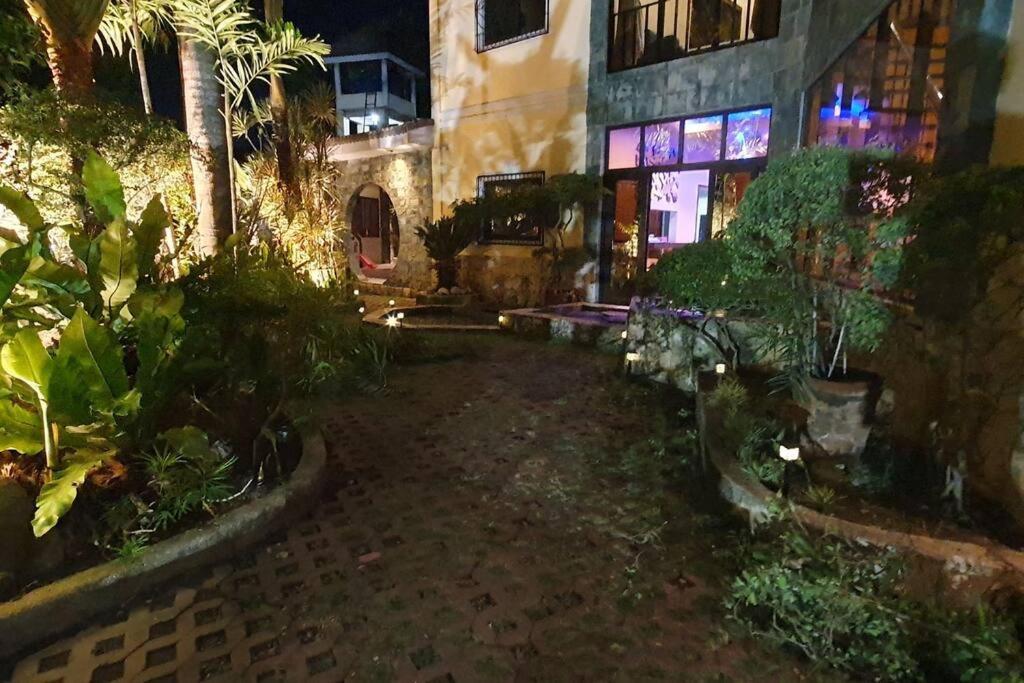Dokkebi Pool House 도깨비풀빌라 Villa Bankal