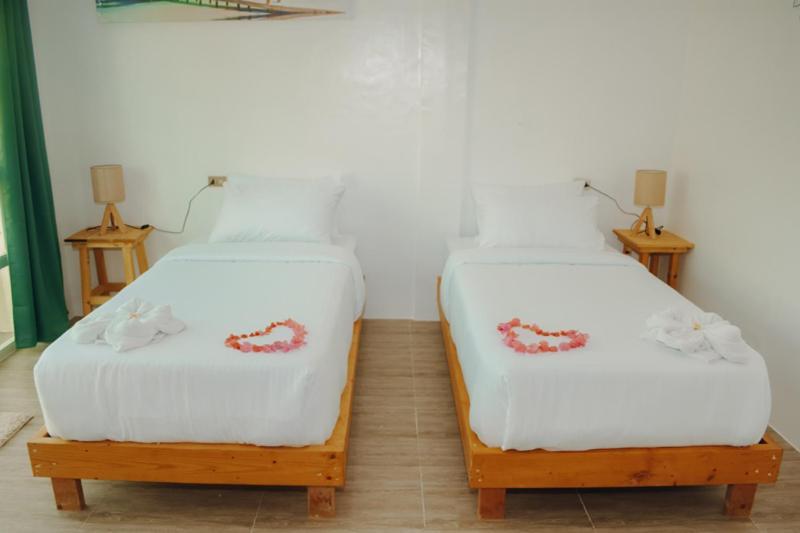 Hotel Johandive Daanbantayan