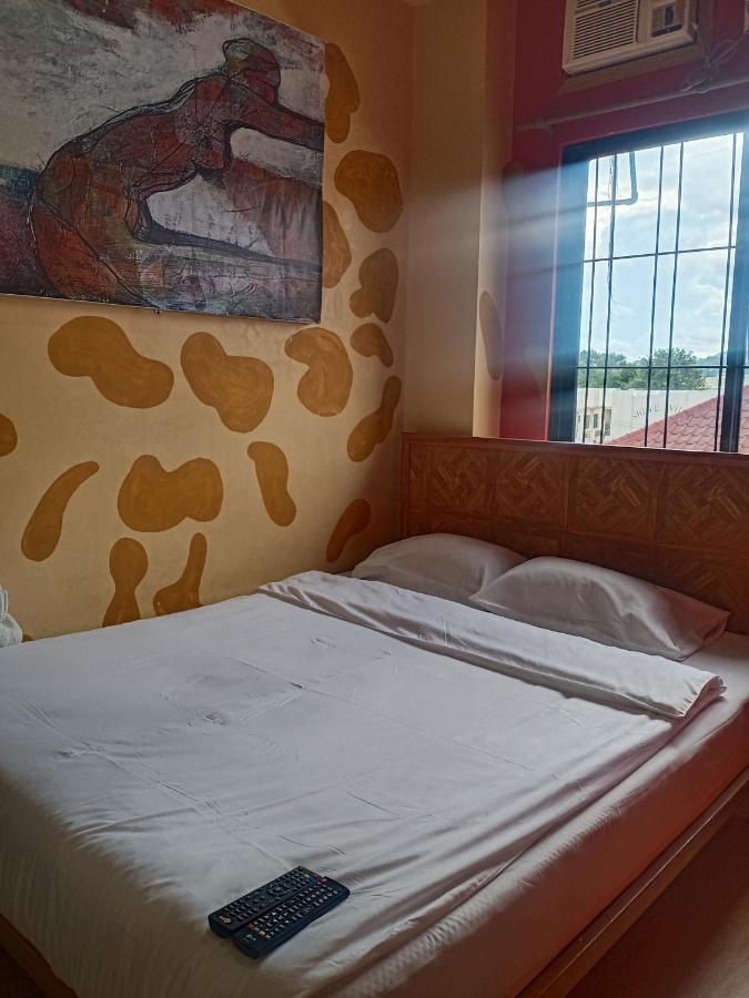 Bertlees Hauz Hotel Cebu