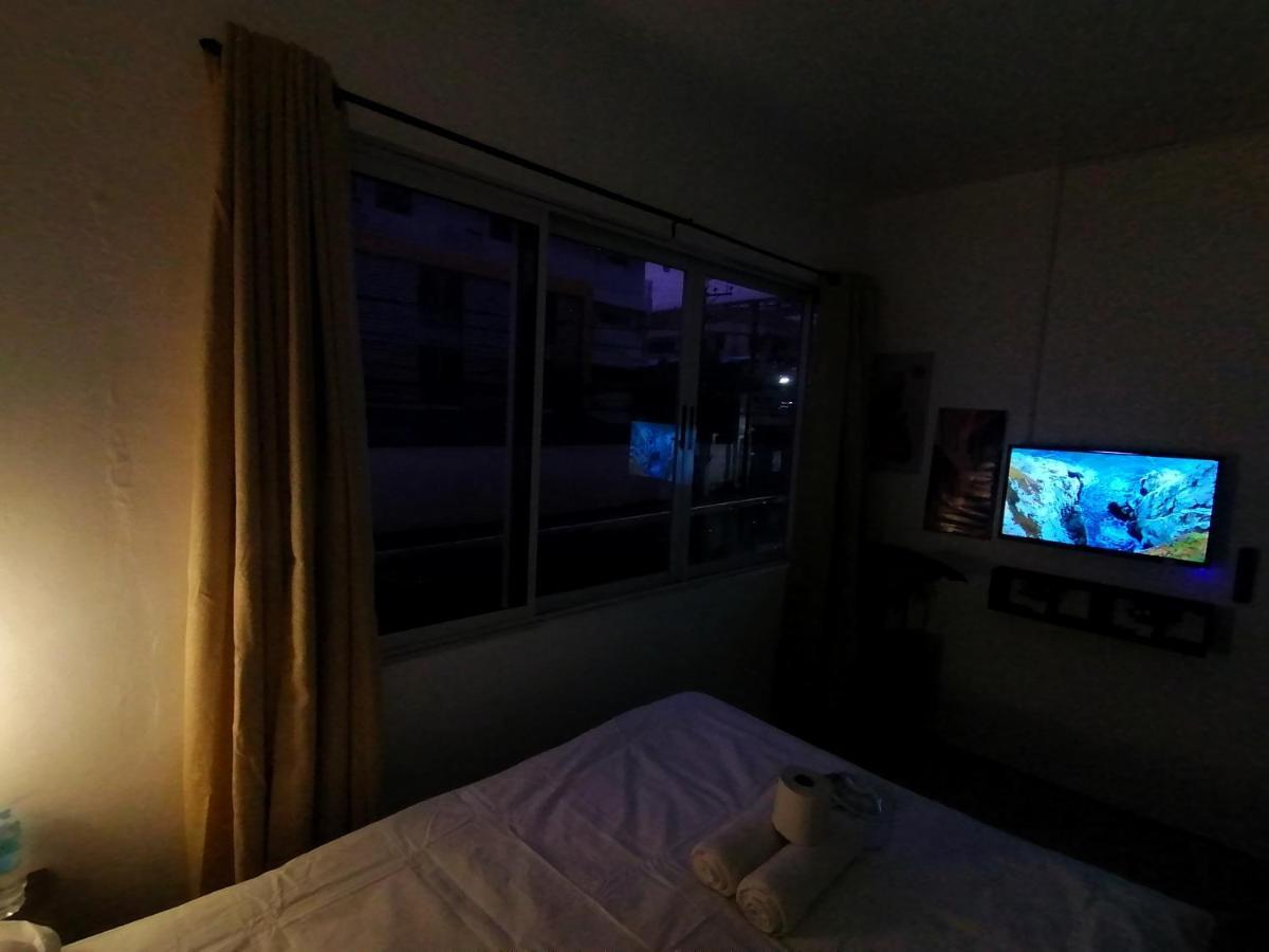 Vg And Residences * Adlawon